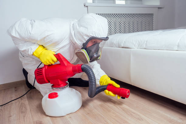 Best Wildlife Control Services  in Winfield, MO